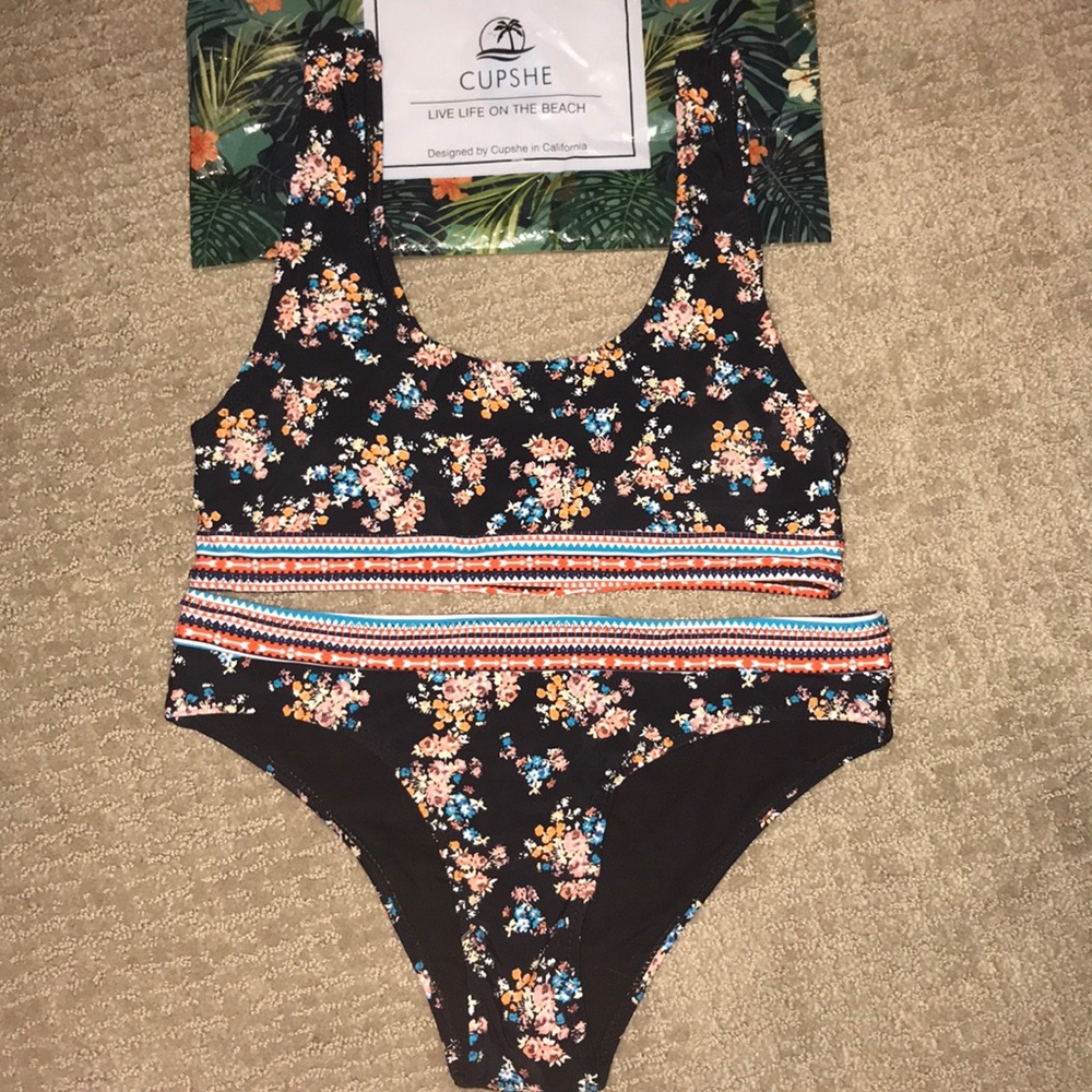 NWT Cupshe Bikini